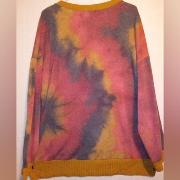 Women's 2x Tye Dye Top - Picture 2 of 4